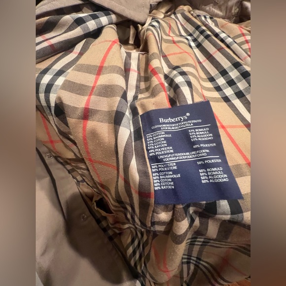 VINTAGE Burberry trench - Picture 6 of 13